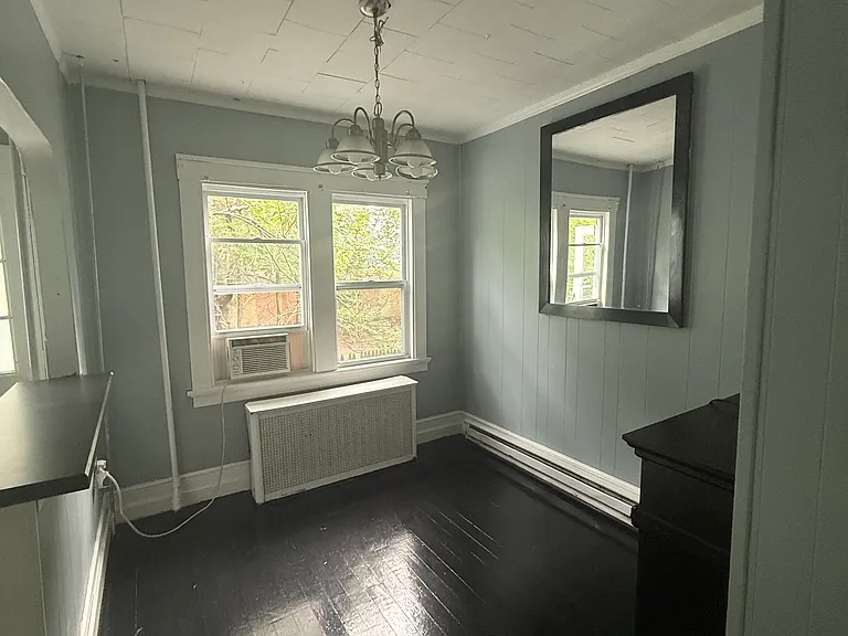 51 Ives St — Photo 5