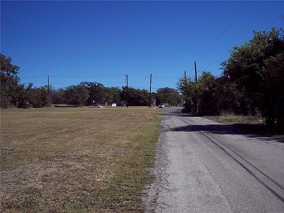 2nd image of 201 N Denton St
