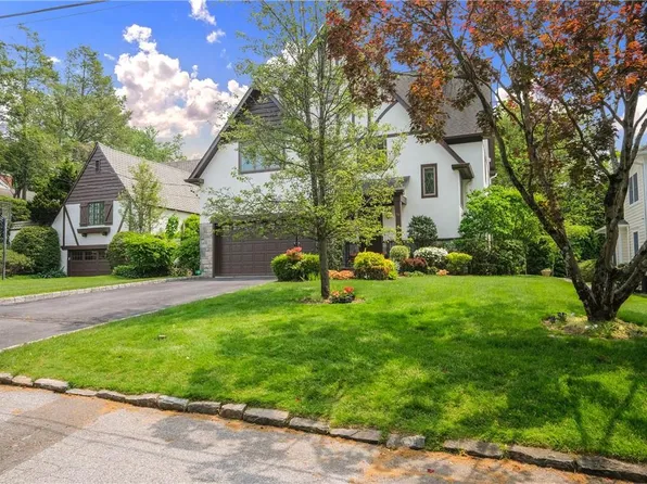 18 Vanderbilt Road, Scarsdale, NY 10583