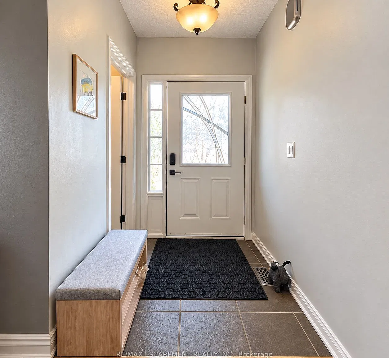 3 bed, $3,600 — Photo 2