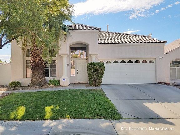 2nd image of 53 Desert Dawn Ln