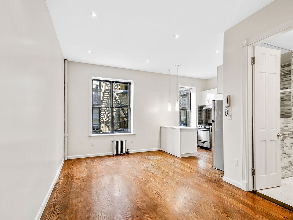 1st image of 321 W 94th St APT 1NE