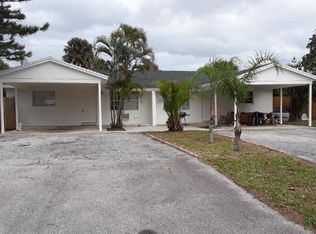 9412 Sun Ct, West Palm Beach, FL 33403