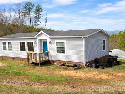 1735 Roy Caldwell St, Morganton, NC, 28655