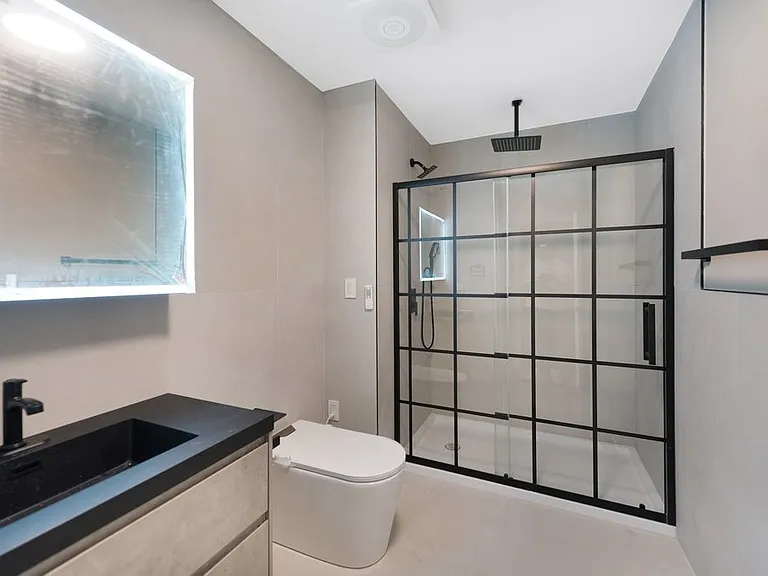 11110 S Highland Dr — Photo 17