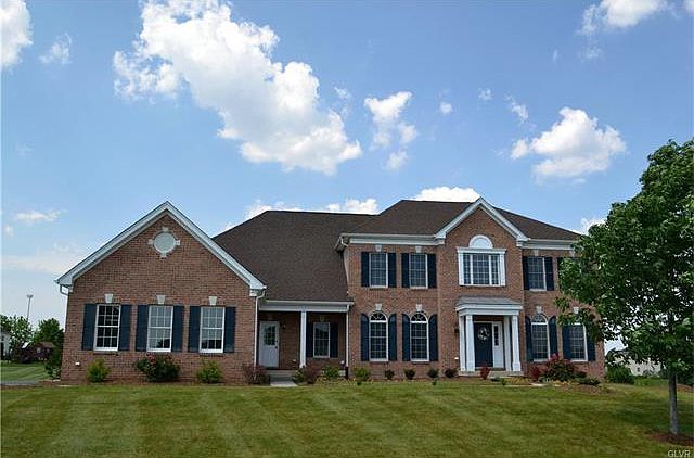 1st image of 4514 Briarwood Dr