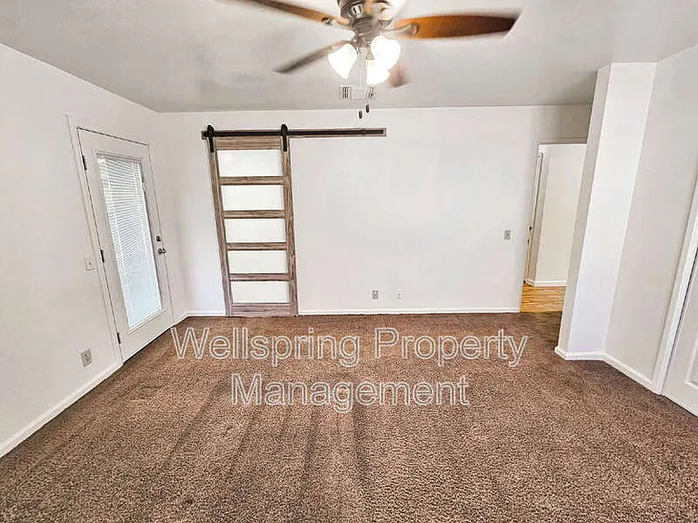 528 Heatherglen Dr — Photo 11