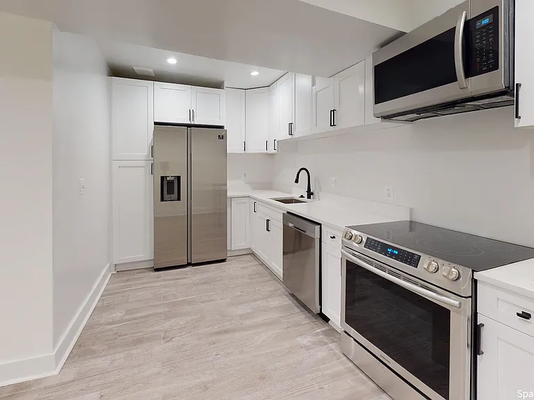 1452 Fairmont St NW #BASEMENT — Photo 1