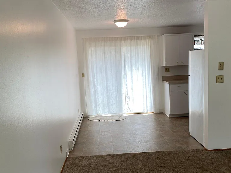 2706 SE Tibbetts St #2706 — Photo 2