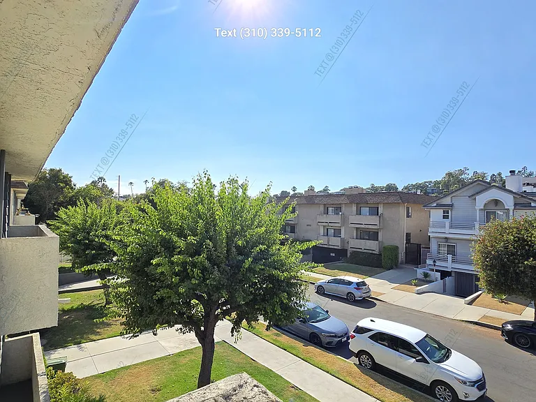 10758 Lawler St #7 — Photo 6