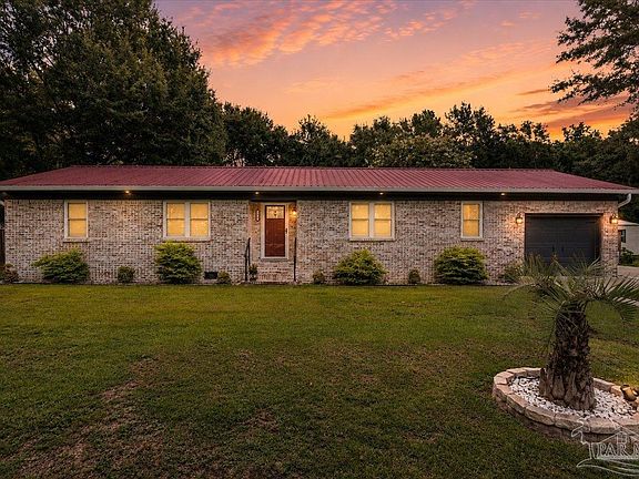 2nd image of 4420 Mundy Ln
