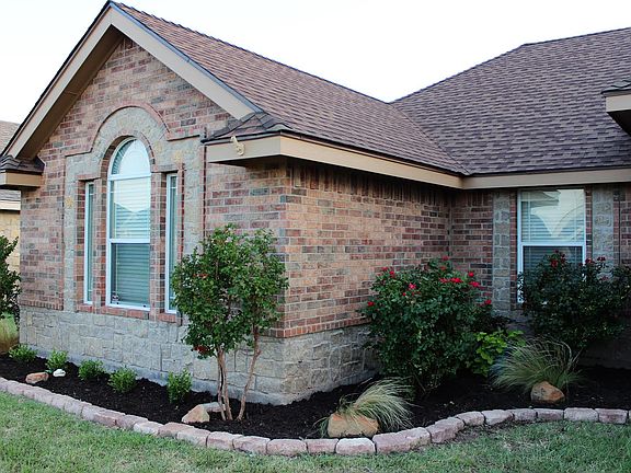 2nd image of 3058 Founders Pl