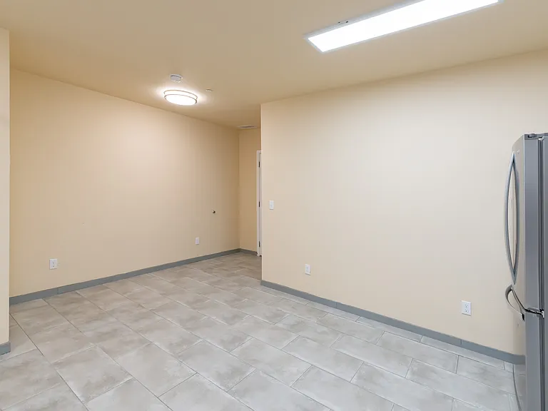 317 Lester Ave #108 — Photo 7