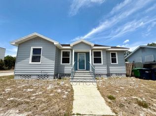 2323 W North B St, Tampa, FL 33609