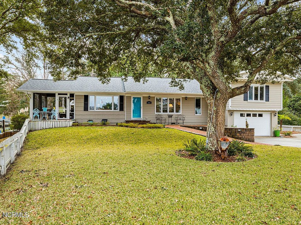 1st image of 201 Oakleaf Dr