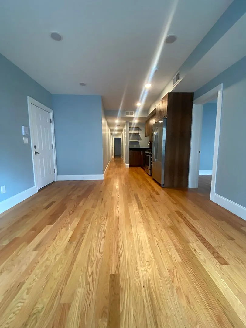 Renovated Allston 5 Bed/2 Bath on Brookline Border. Available September 1st, 2026 — Photo 3