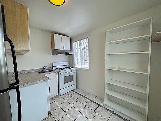 502 Clement St #4 — Photo 3