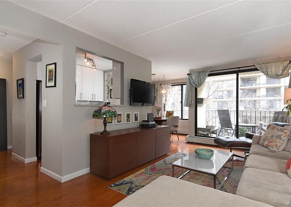 1st image of 1155 Warburton Ave APT 6F