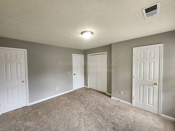 5th image of 5288 Weyden Ct #C-1