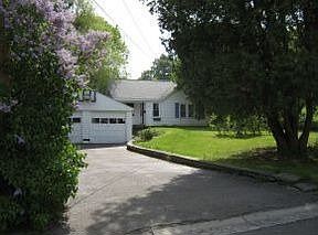 2nd image of 325 Harding Ave