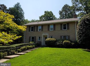 5908 Walhonding Rd, Bethesda, MD 20816