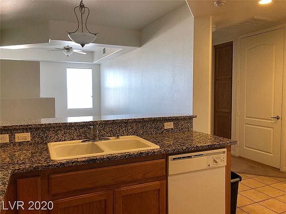 4th image of 50 E Serene Ave Unit 422