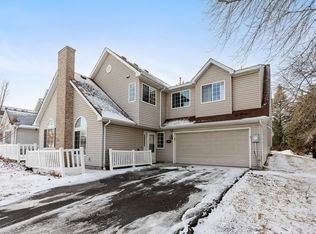 7227 Brittany Ln #16, Inver Grove Heights, MN 55076