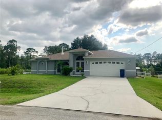 1113 Cleveland Ave, Lehigh Acres, FL 33972