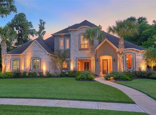 1723 Oak Shade Dr, Sugar Land, TX 77479