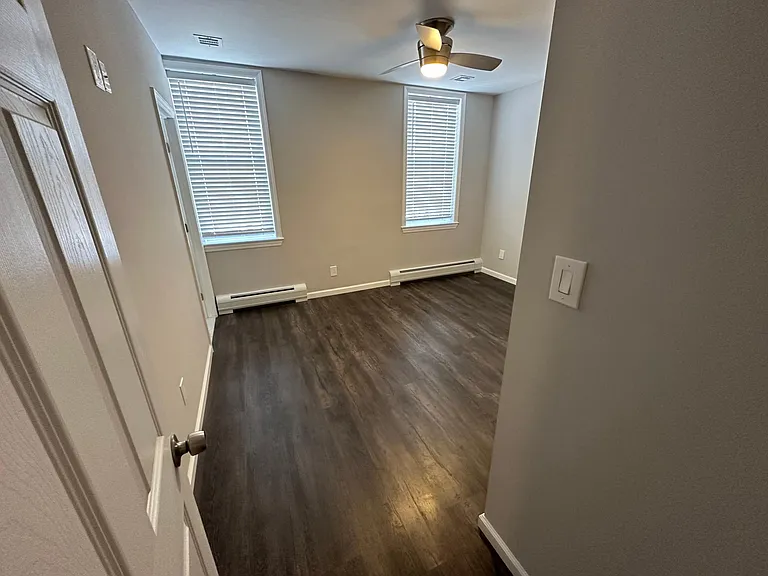 424 Broadway #3 — Photo 14