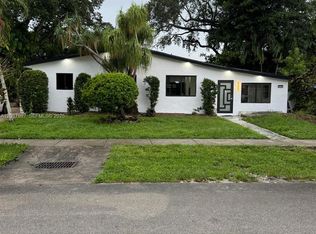Lake Forest Sec 4, Hollywood, FL 33023