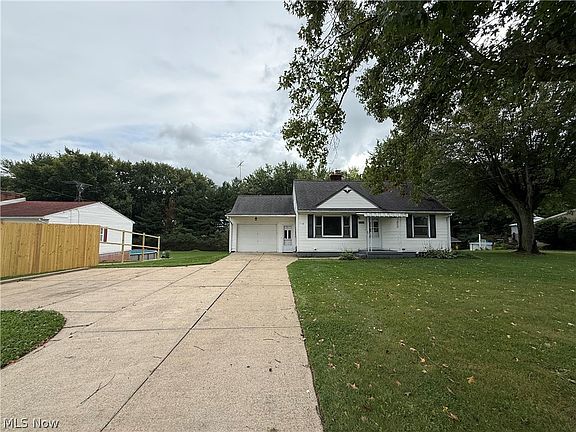 2nd image of 9934 Georgetown St