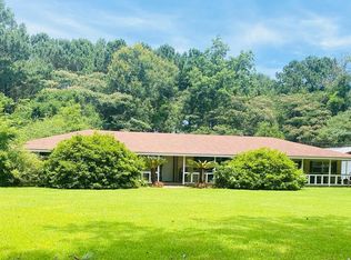 1389 W Union Rd, Picayune, MS 39466