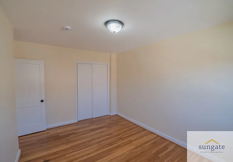 1444 Meridene Dr — Photo 25