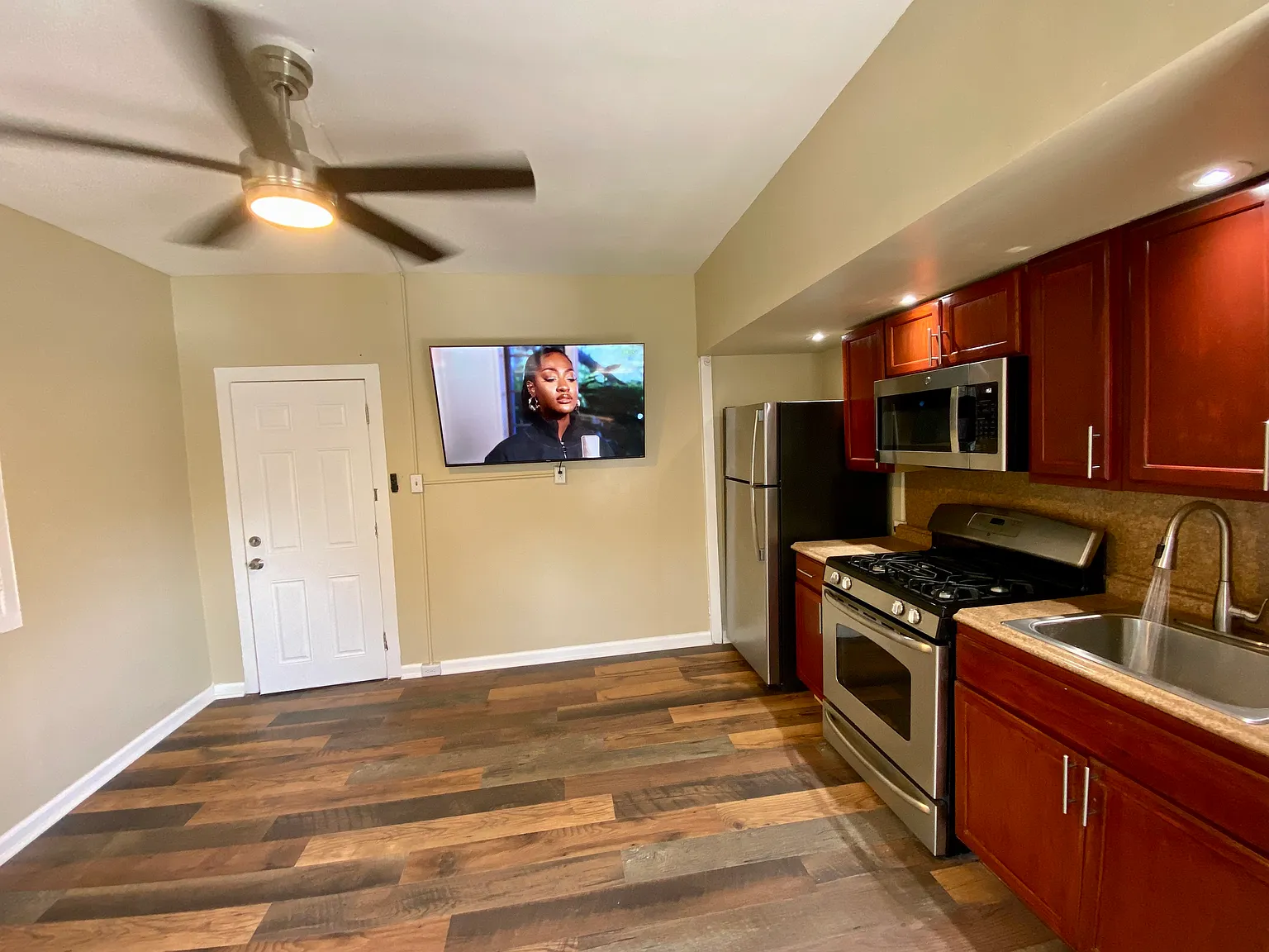 1 bed, 500 sqft, $1,250 — Photo 4