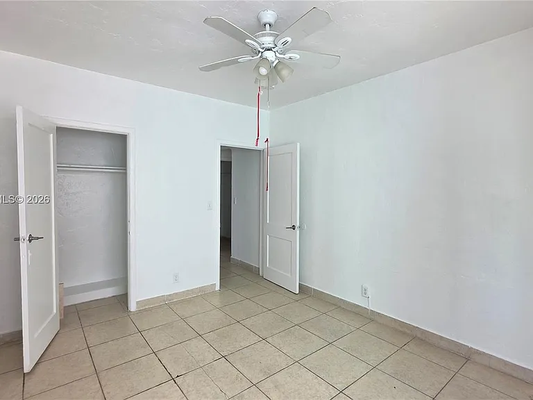7629 Dickens Ave #4-8 — Photo 13