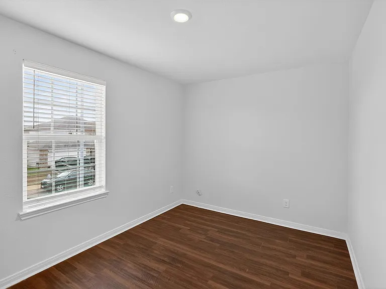 3819 Leighton Hbr — Photo 15