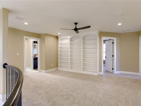 5th image of 1807 Red Orchard Dr