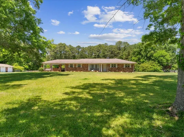 324 Mary Sue Dr SE, Dalton, GA 30721