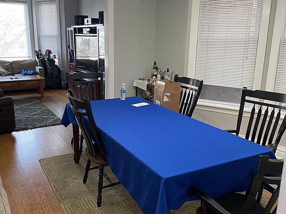 3rd image of 3542 N Bosworth Ave #2