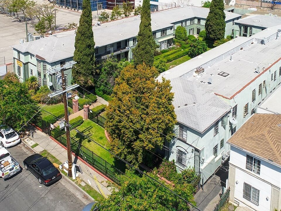 1st image of 5405 Fernwood Ave