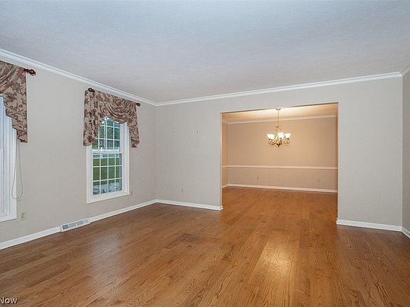 4th image of 2870 Hudson Aurora Rd