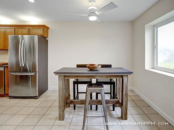 2nd image of 3925 Ocean View Blvd #30