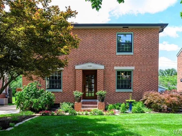 9380 White Ave, Saint Louis, MO 63144