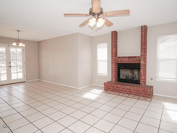 5th image of 609 Rainwater Ct