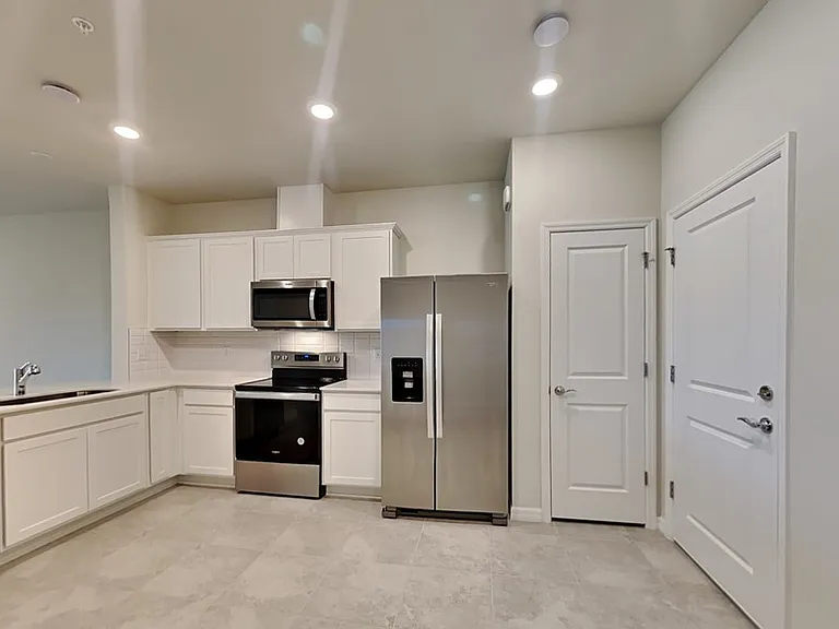 3187 Emerald Acres Ln — Photo 9