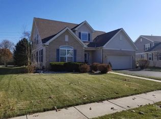 187 Regal Dr, Crystal Lake, IL 60014