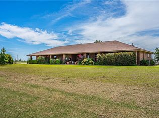 9439 Richland Rd NW, Okarche, OK 73762