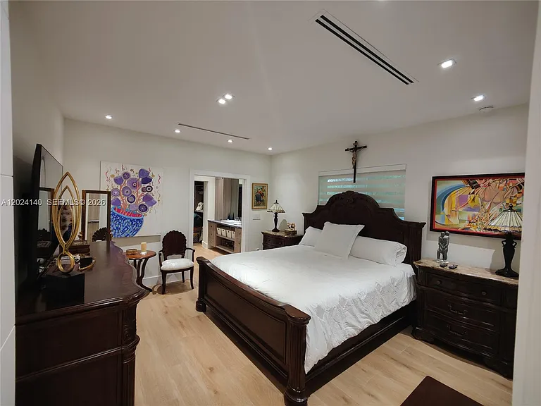 1823 S Bayshore Ln — Photo 15