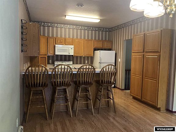 5th image of 310 Hunter Cir
